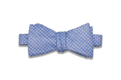 Green Dotted Linen Bow Tie (Pre-Tied)