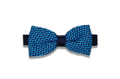 Hypnotize Blue Knitted Bow Tie (pre-tied)
